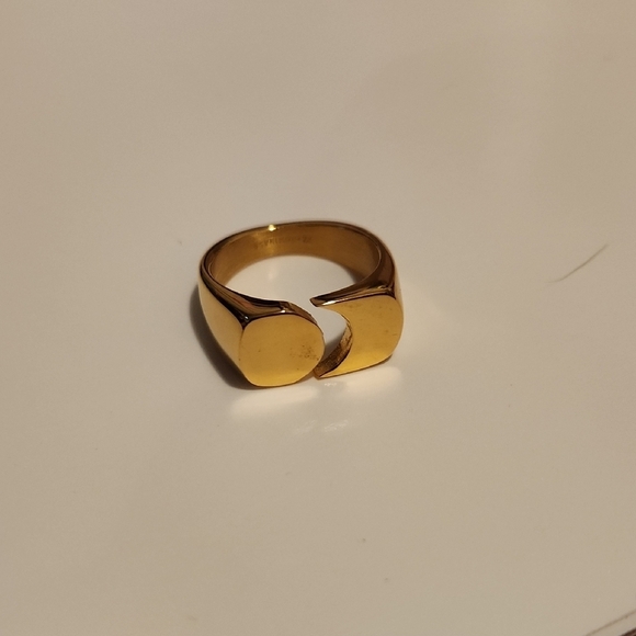 Nominal Jewelry - Modern Gold-Tone Open Circle Statement Ring